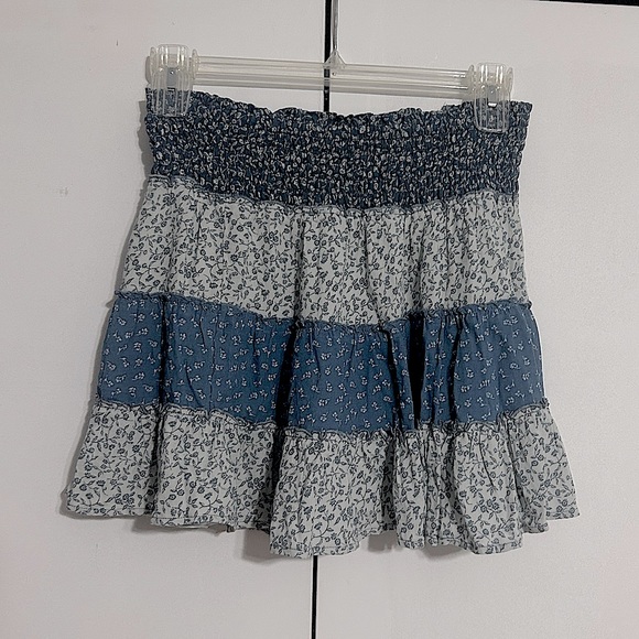 Size M American eagle patch work layered skirt. - Picture 1 of 1